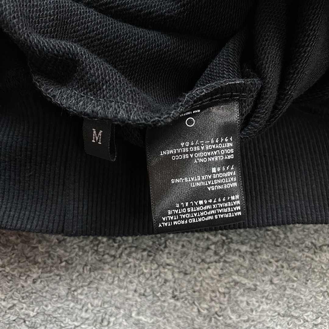 41_160  AMIRI Hoodie