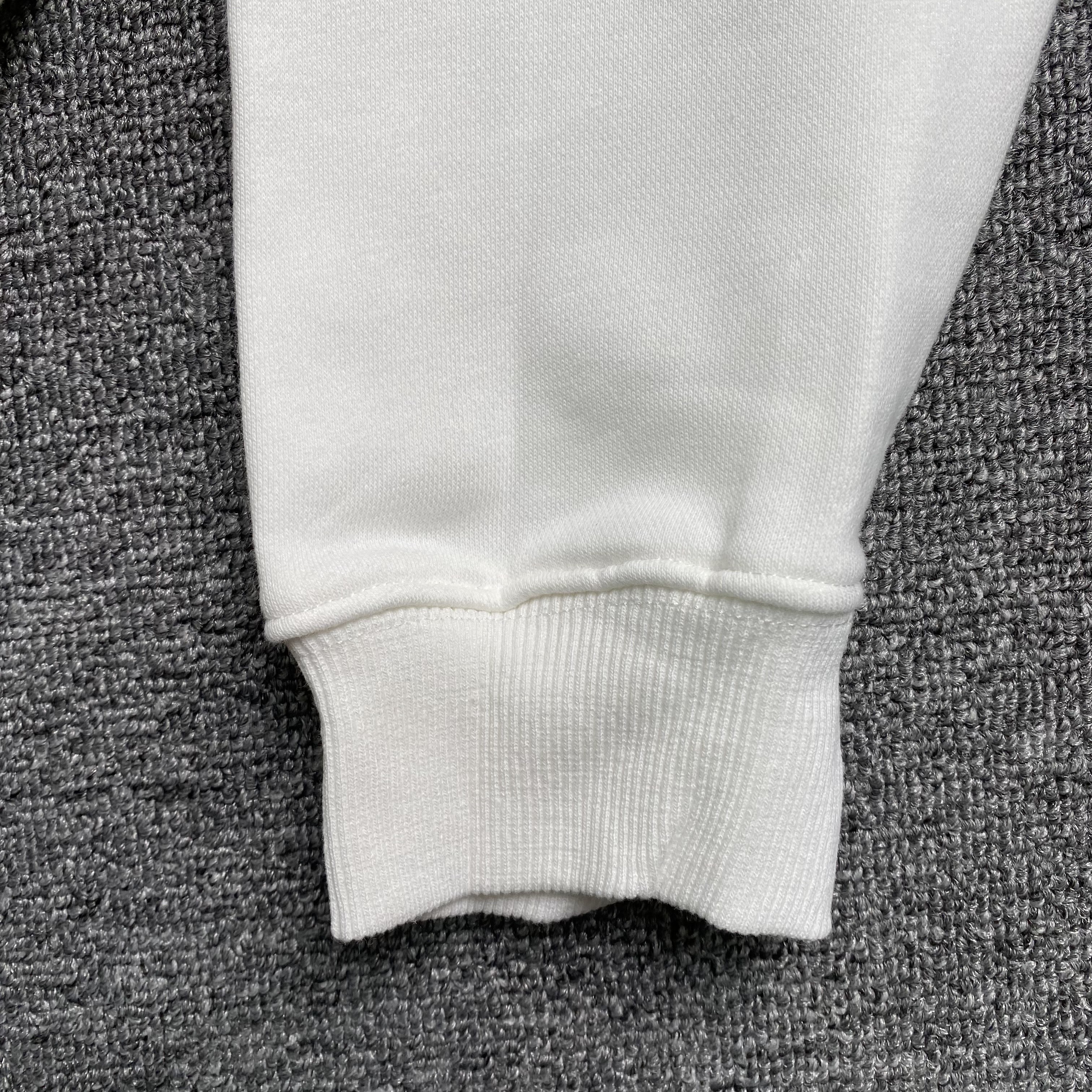 51_135 AMIRI Crewneck