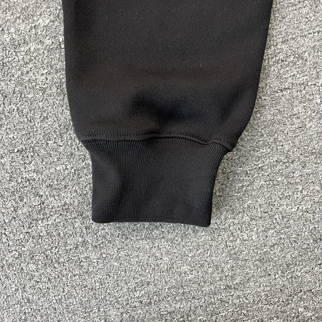 79_210  AMIRI Hoodie