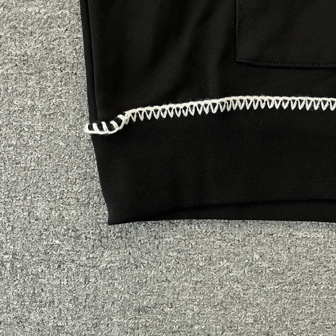 80_210  AMIRI Hoodie