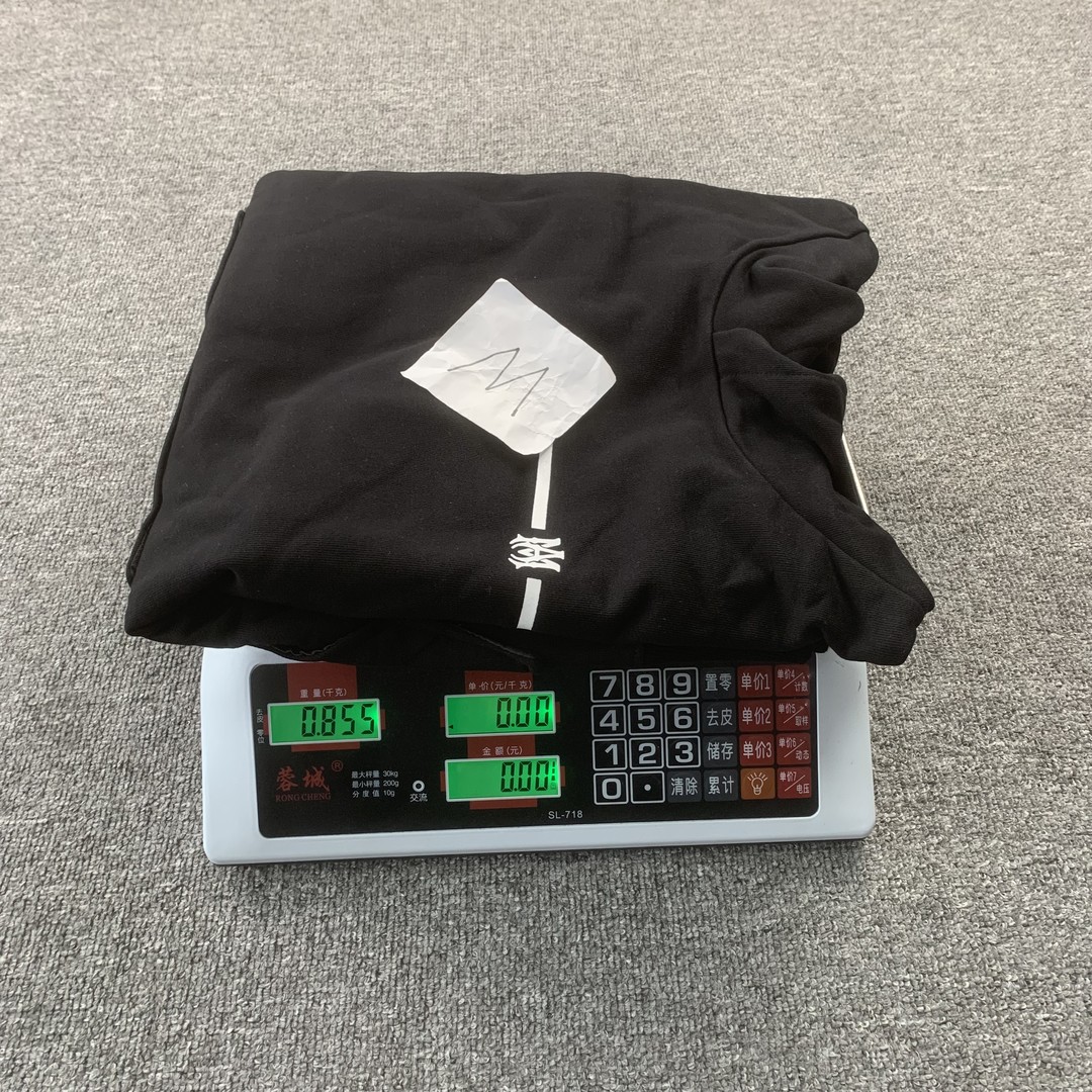 21_245 AMIRI  Hoodie