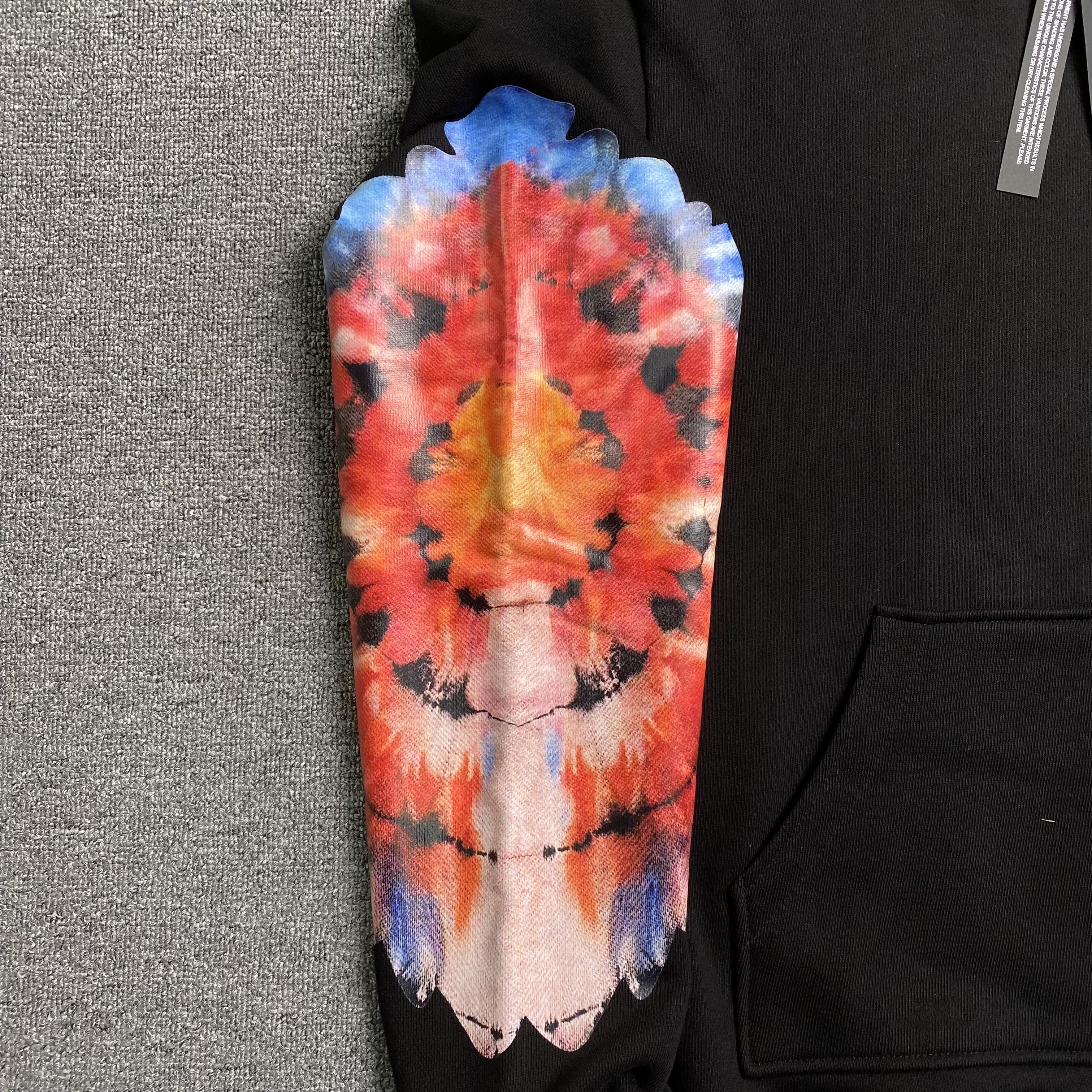 43_205 AMIRI  Hoodie