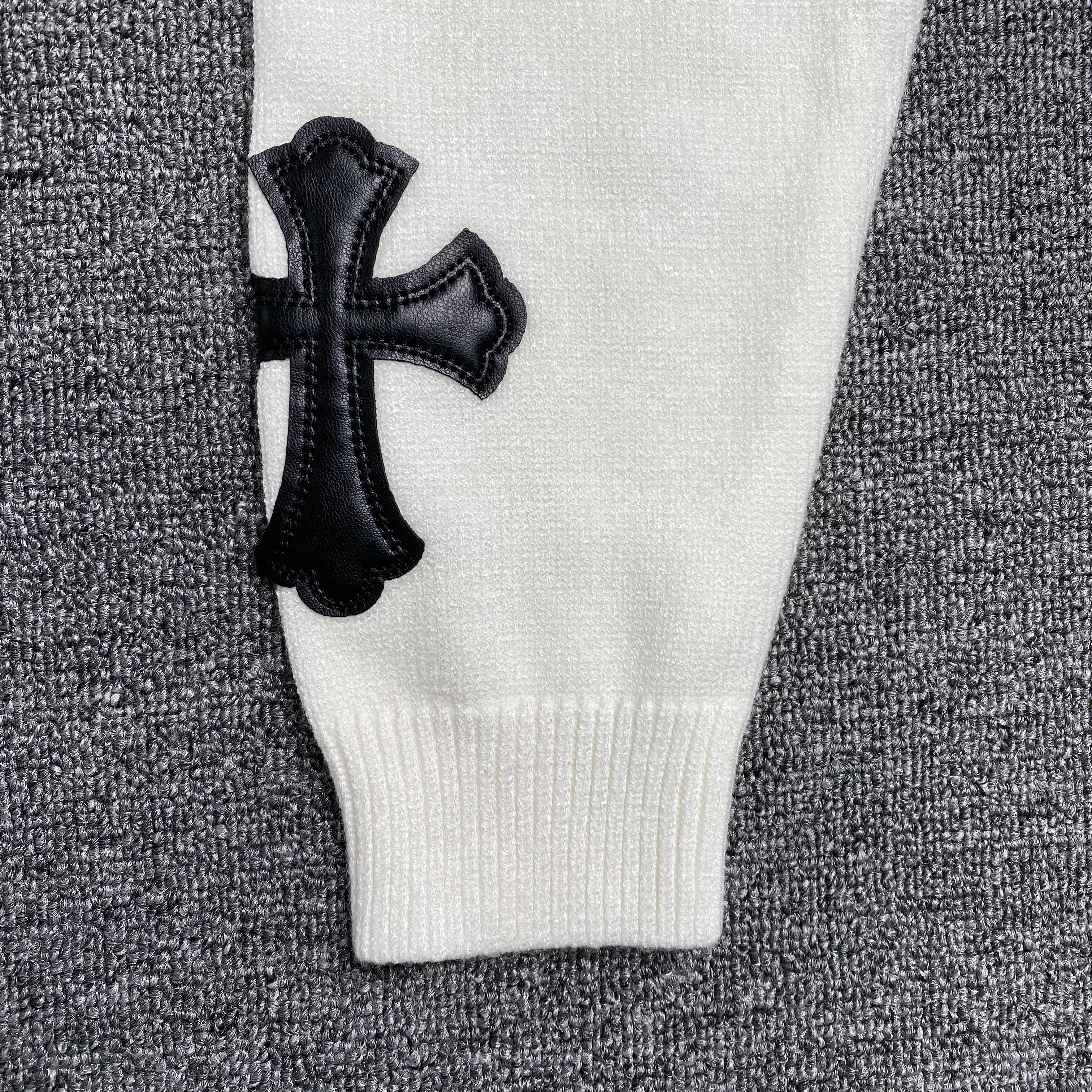 87_208 Chrome Hearts  Sweater