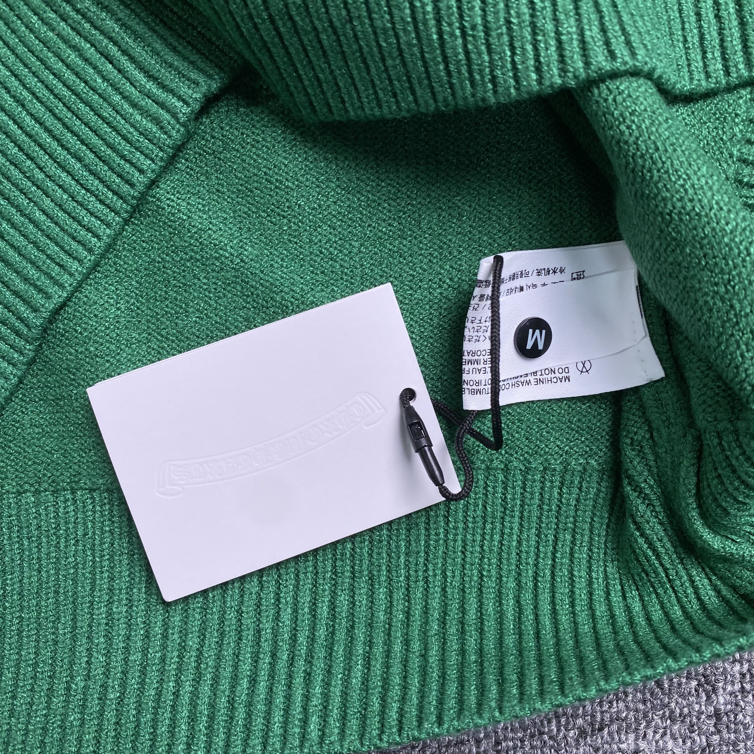 84_165 Chrome Hearts  Sweater