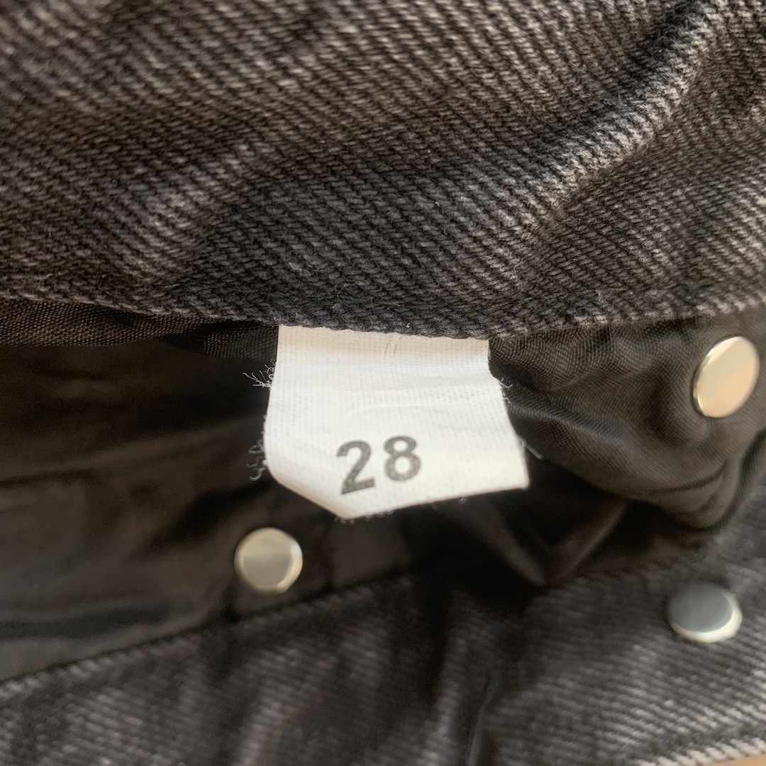 18_208  Chrome Hearts  Pants