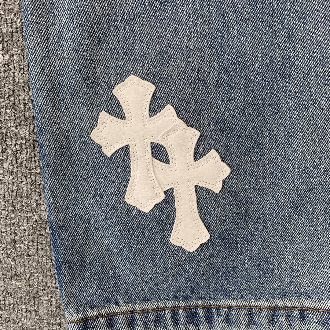 16_208  Chrome Hearts  Pants