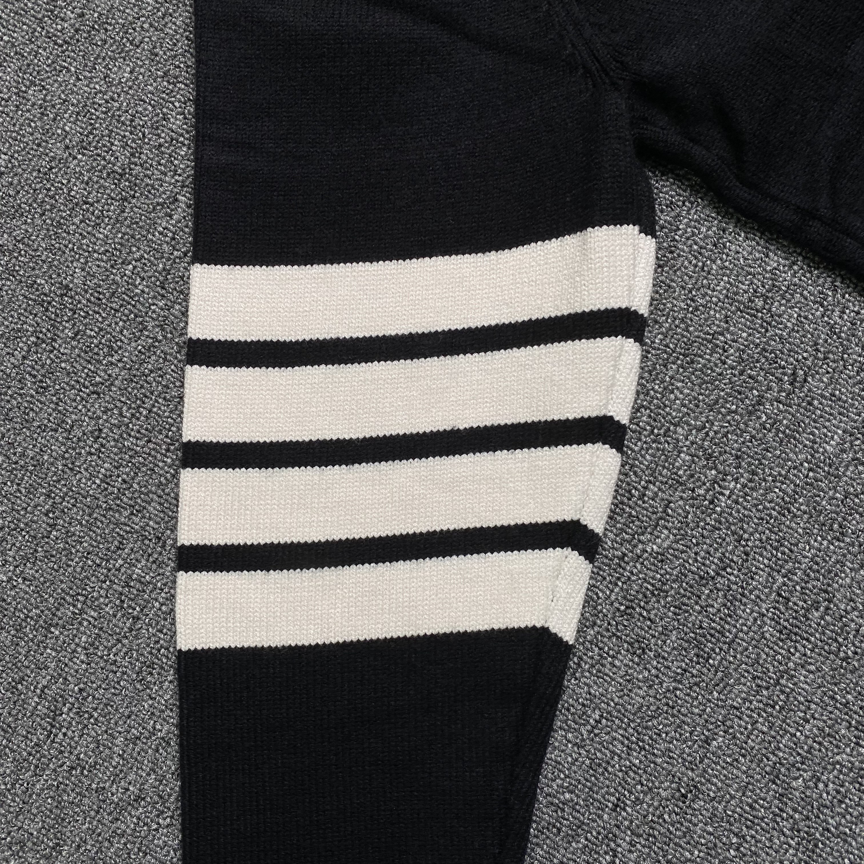 82_195 Chrome Hearts  Sweater