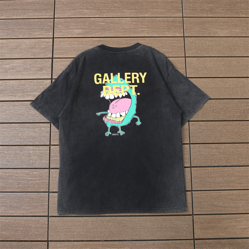 107_88 GALLERY T-shirt