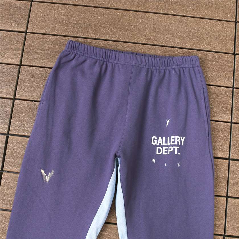 70_188 Gallery Dept. Painted Flare Sweat Pant