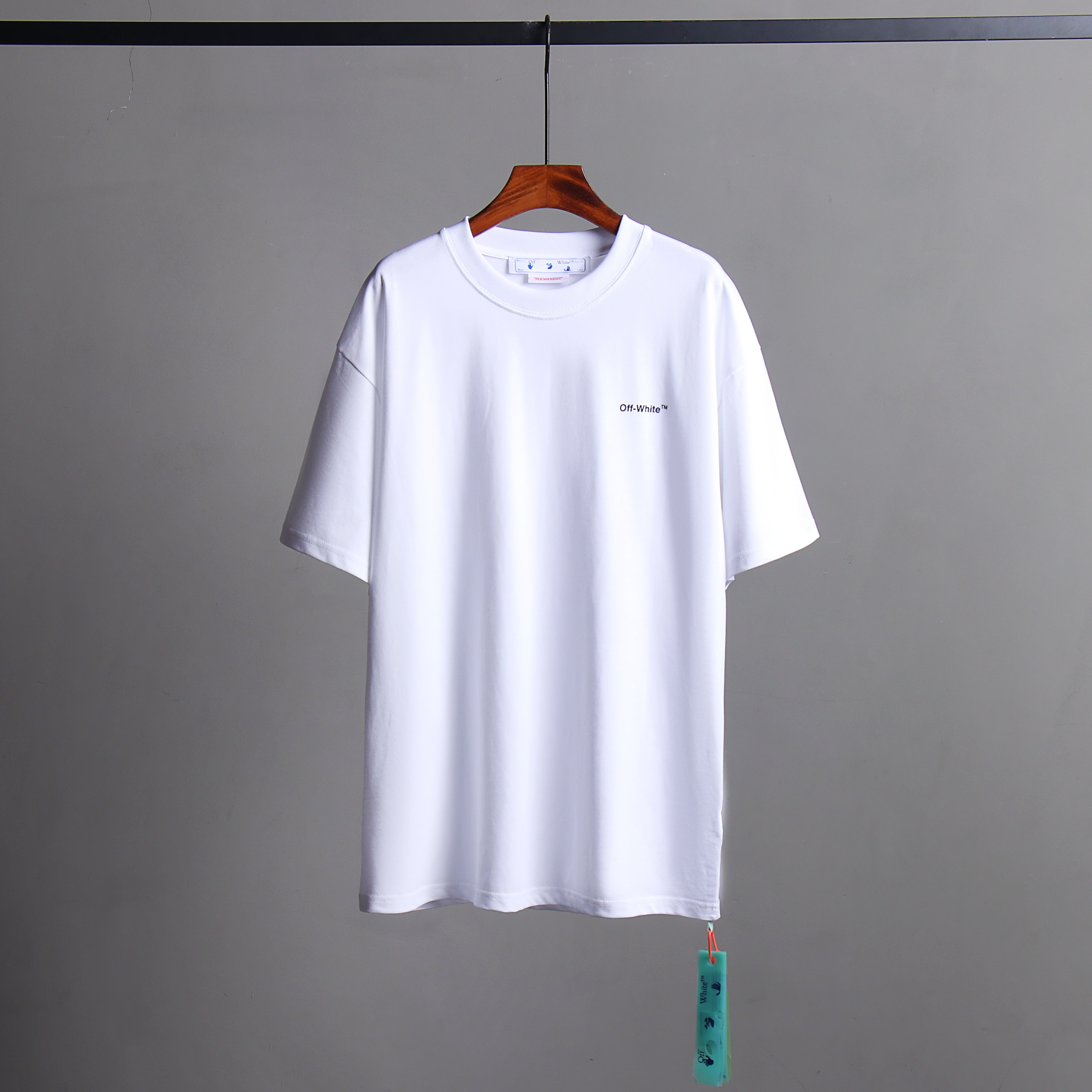7_9874 Off-White T-shirt
