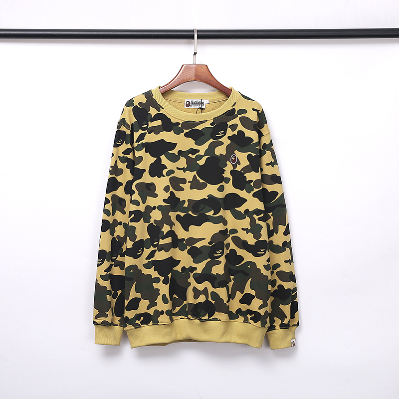 16_68  Bape Crewneck