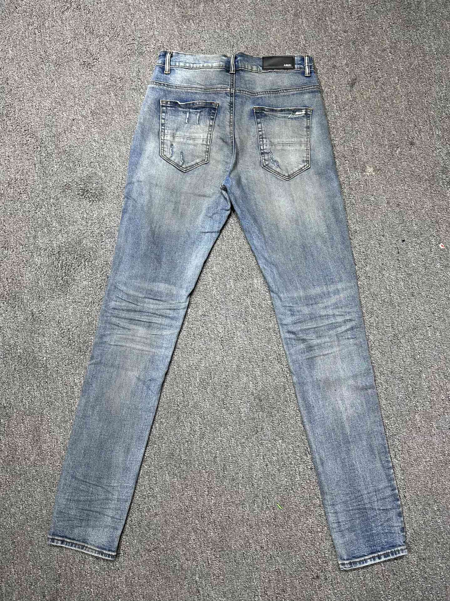 10_Amiri Jeans