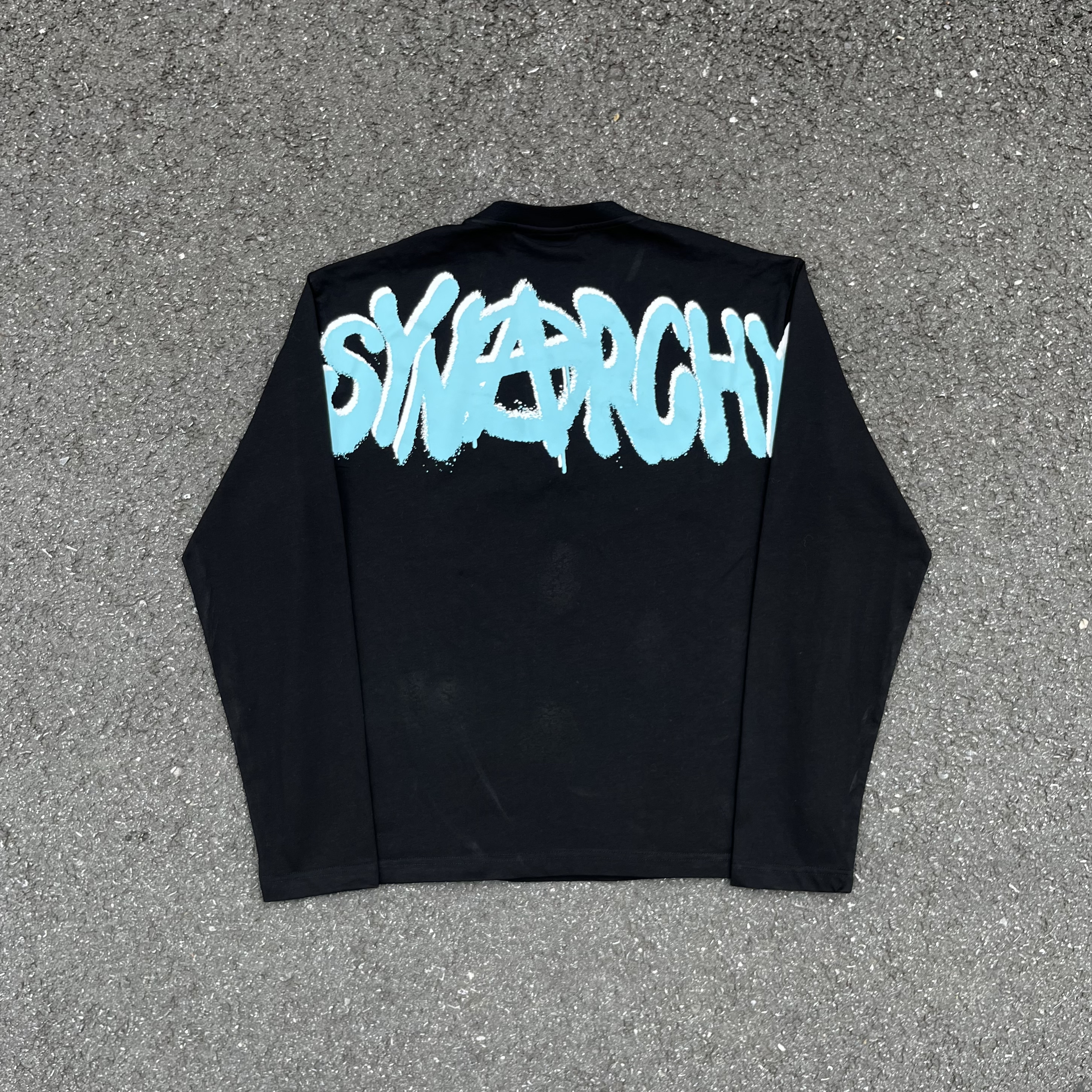 7_Syna World Crewneck