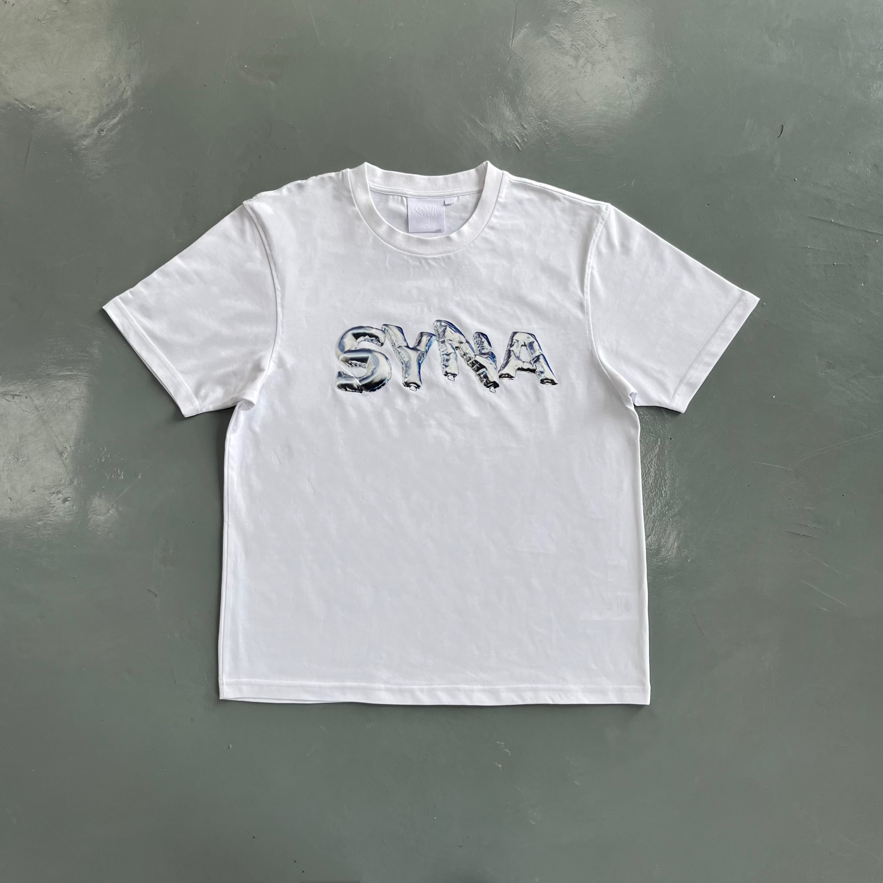 1_Syna World T-shirt