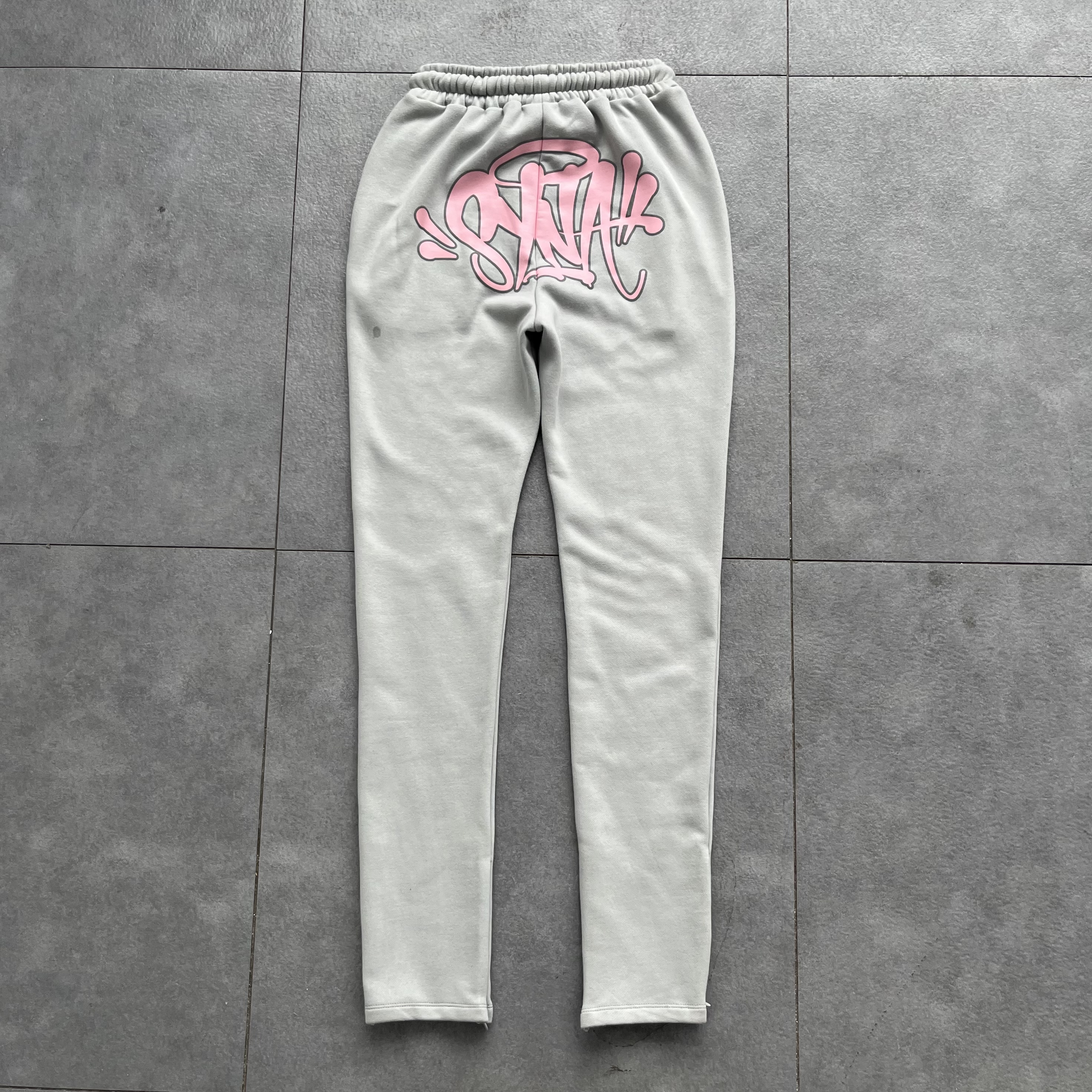 11_Syna World Tracksuit
