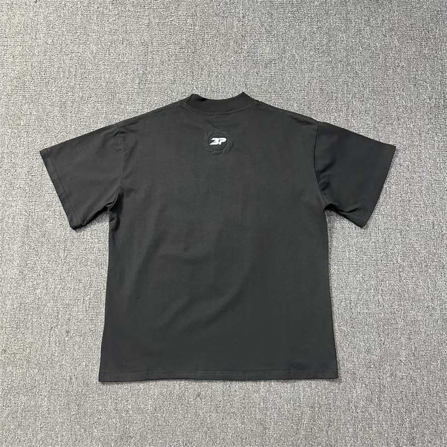 35_Broken Planet T-shirt