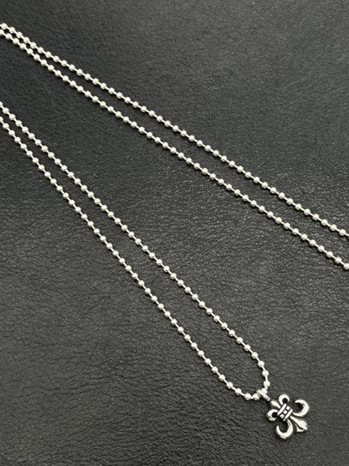 55_Chrome Heart Necklace