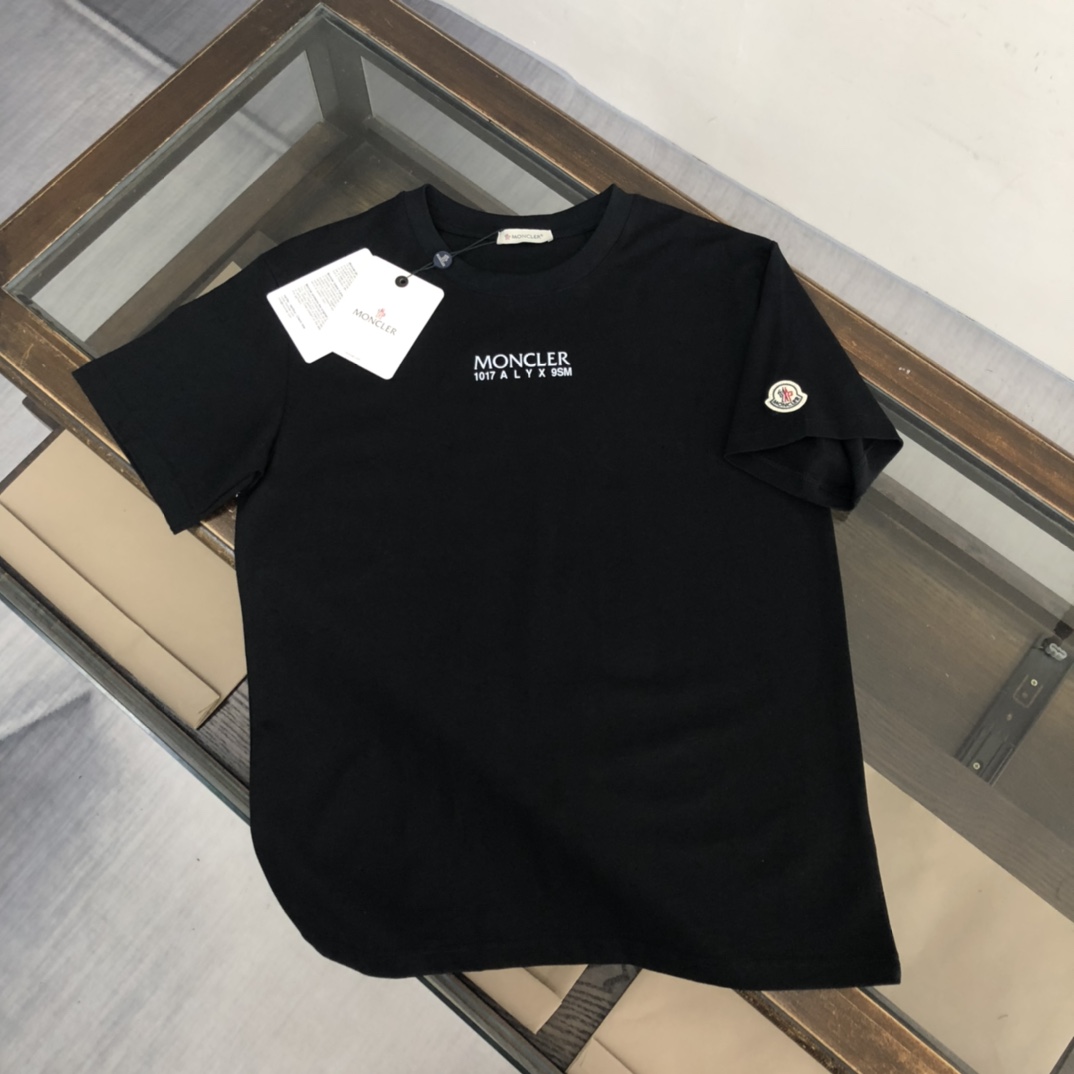 116_Moncler T-shirt