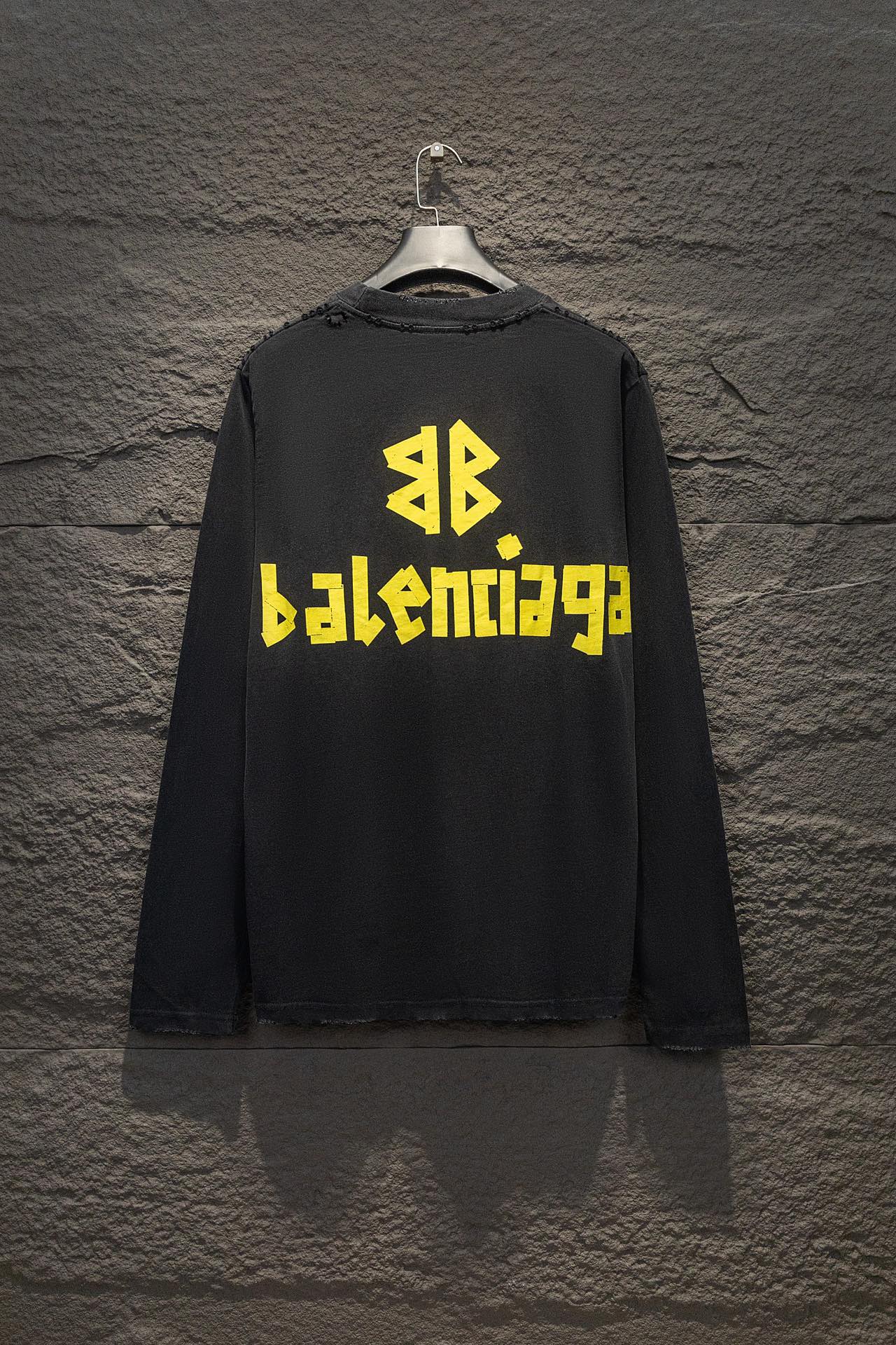 67_Balenciaga Long sleeves