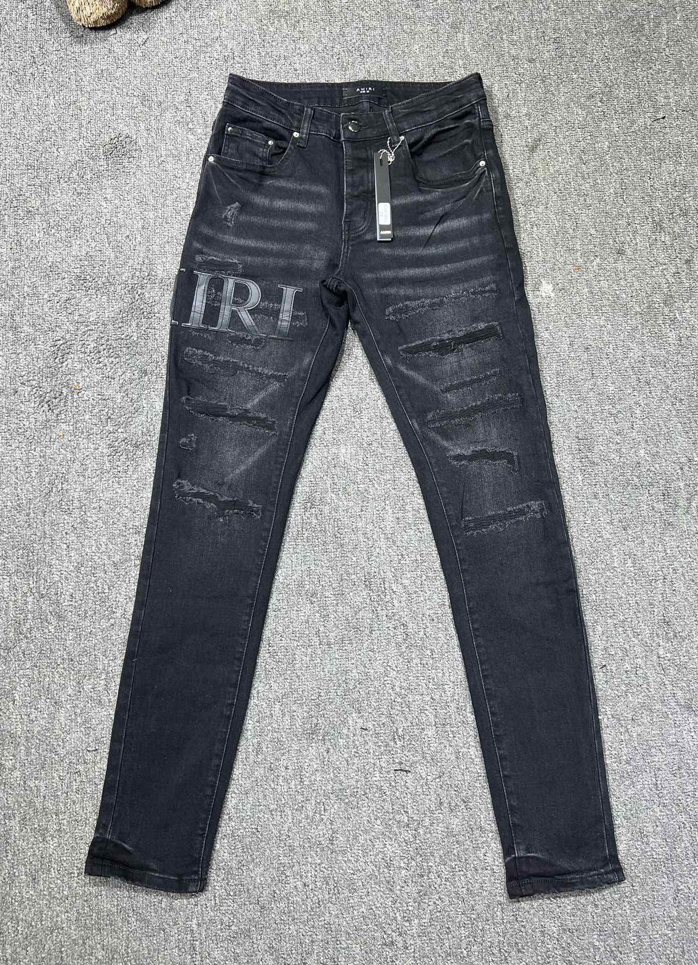 54_Amiri Jeans