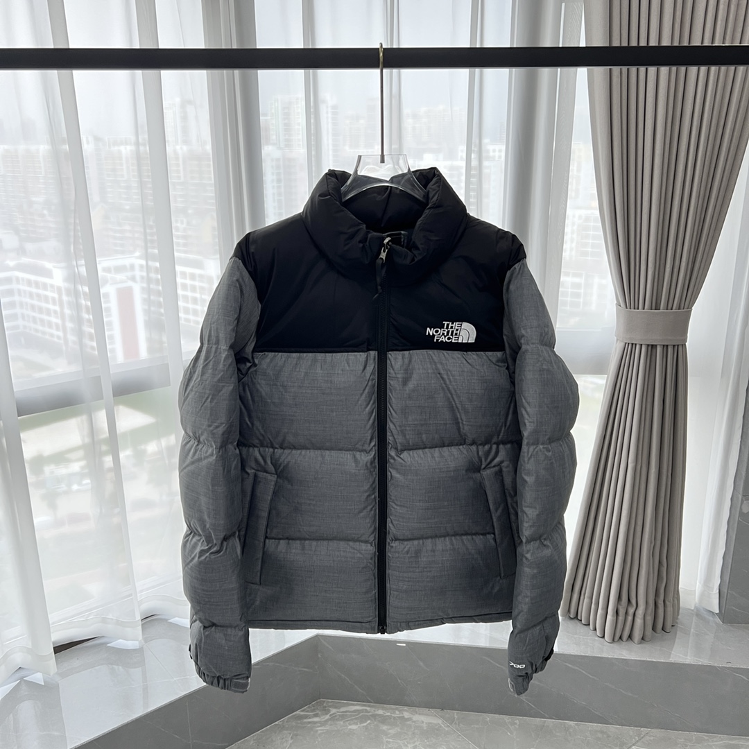 81_The North Face Down Jacket