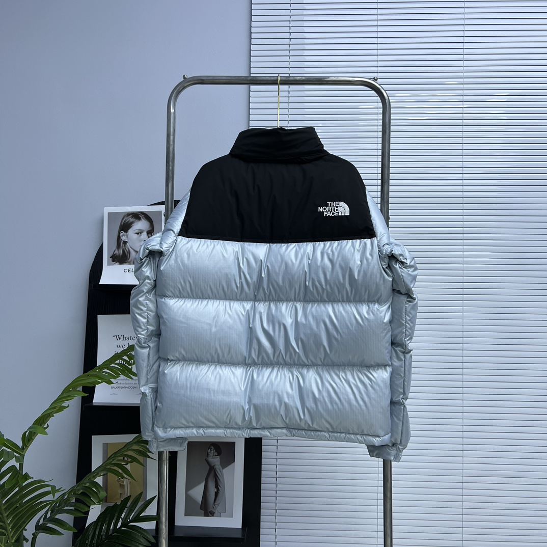 63_The North Face Down Jacket