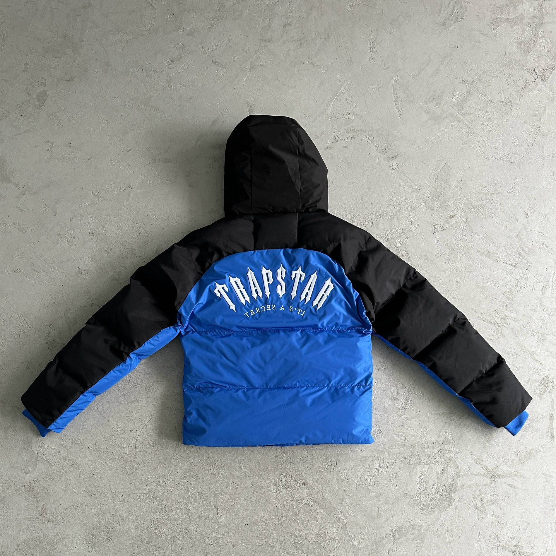 104_Trapstar Down Jacket
