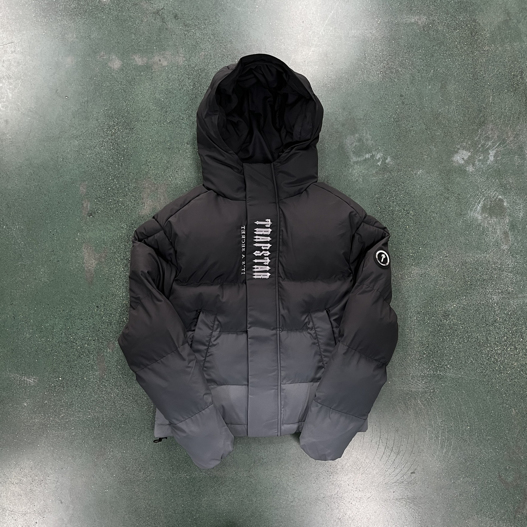 8_Trapstar Down Jacket