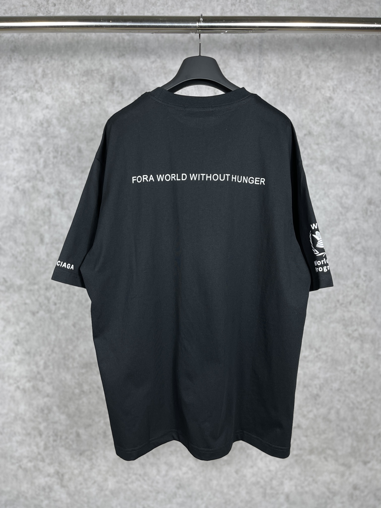 22_Balenciaga T-shirt