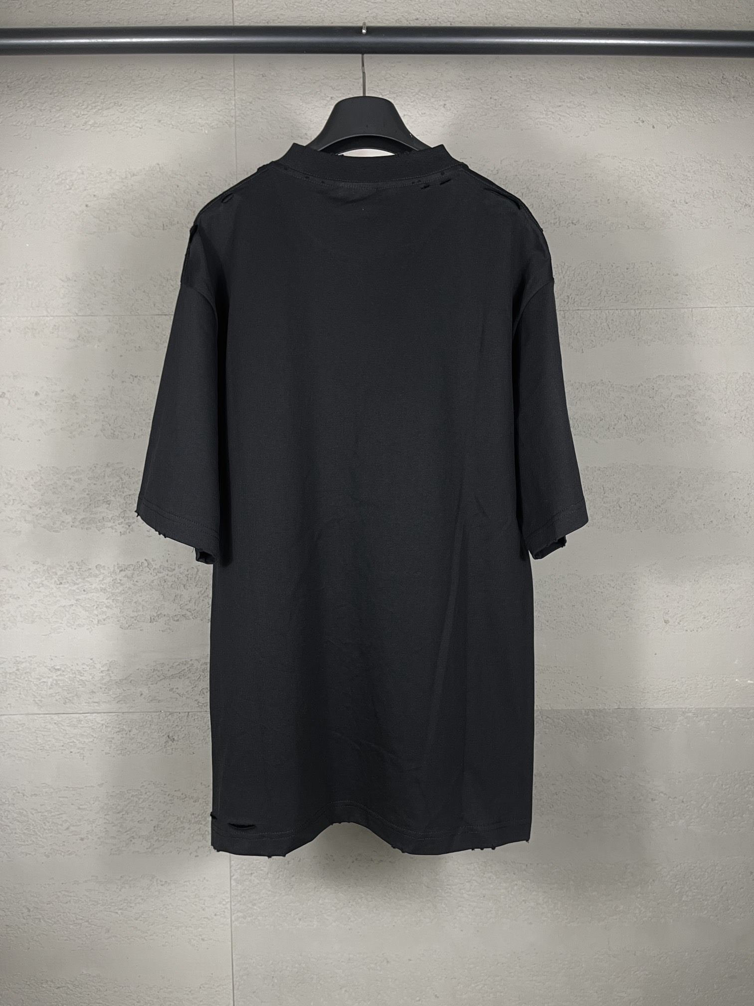 22_Balenciaga T-shirt