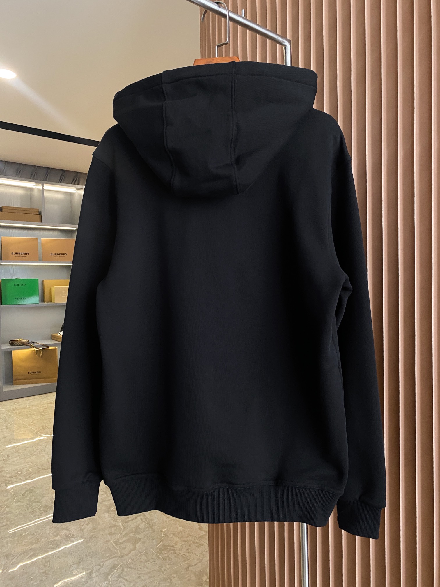 12_Burberry Hoodie
