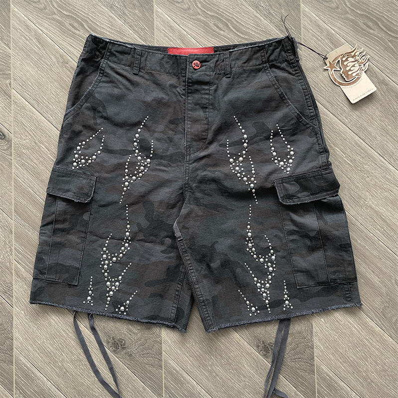 110_ Hellstar Shorts