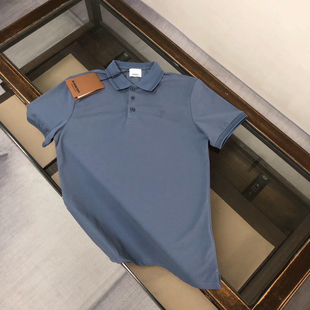 49_Burberry Polo