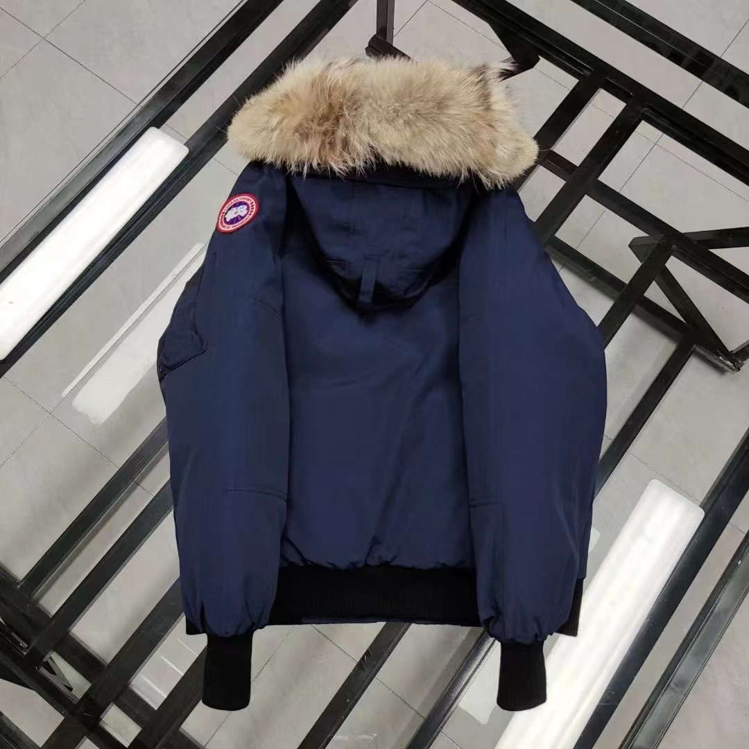 94_Canada Goose Down Jacket