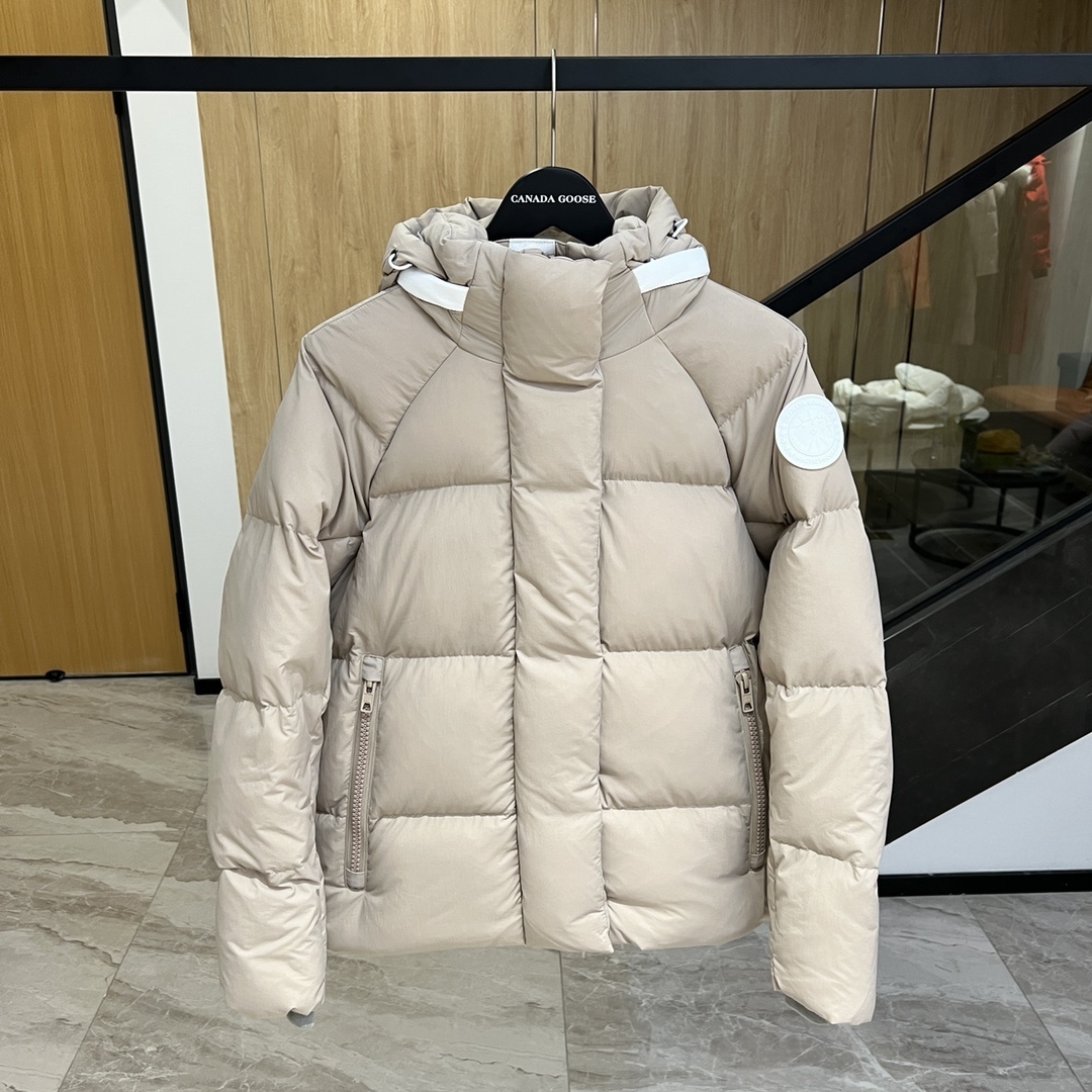 99_Canada Goose Down Jacket