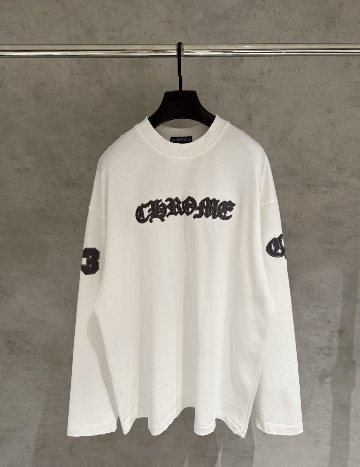 33_Chrome Heart Crewneck