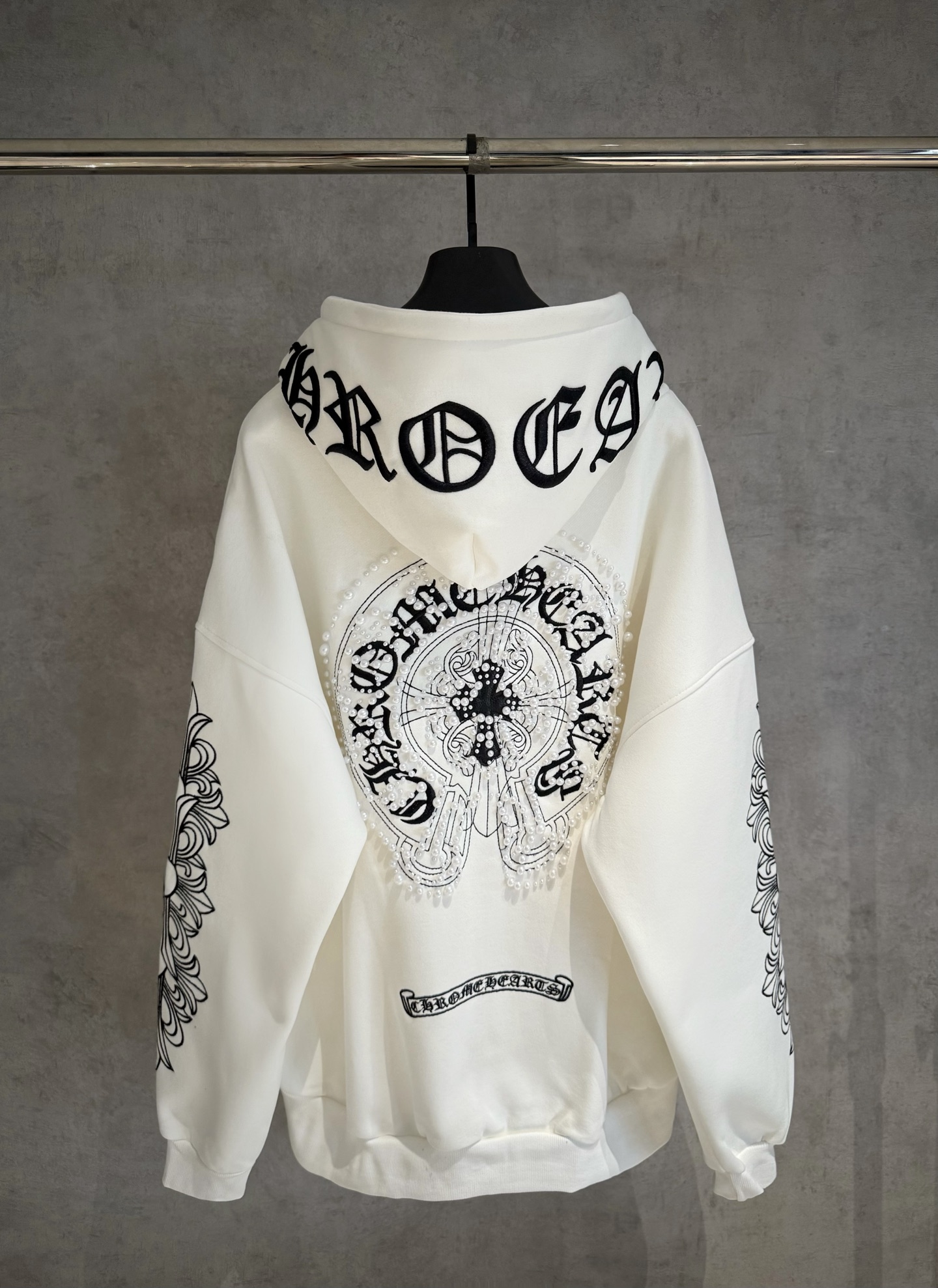 100_Chrome Heart hoodie