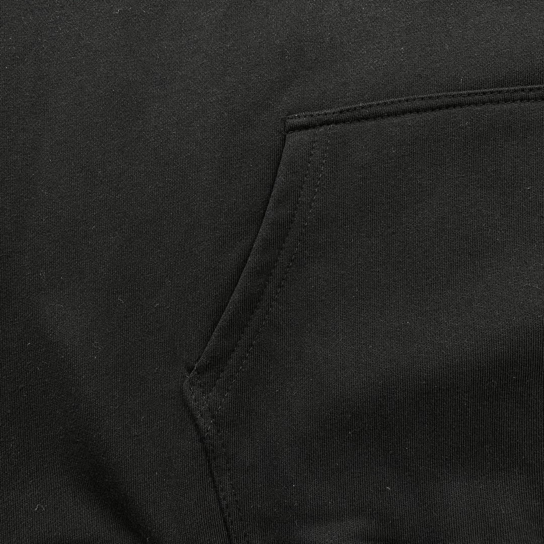 39_160  AMIRI Hoodie