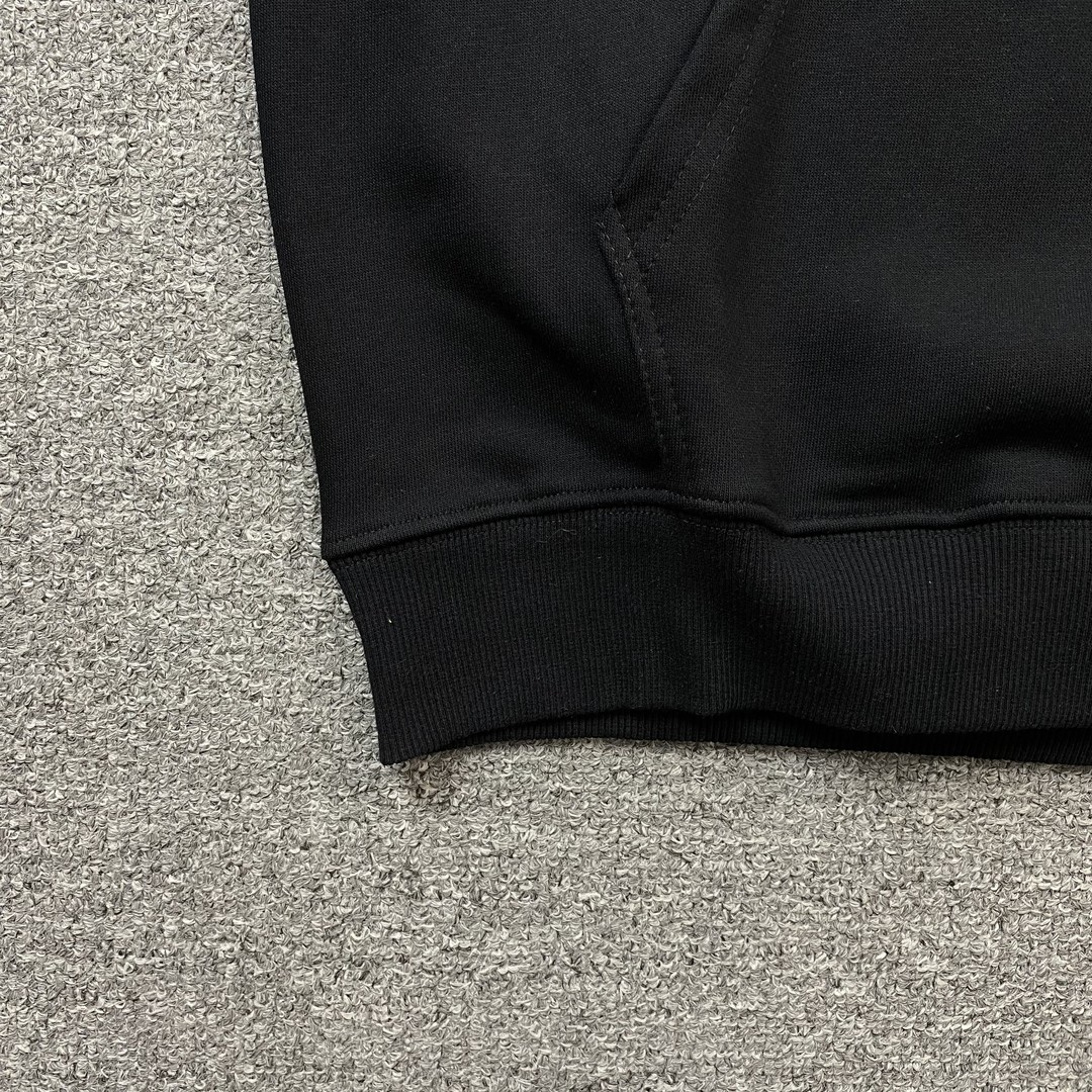 41_160  AMIRI Hoodie