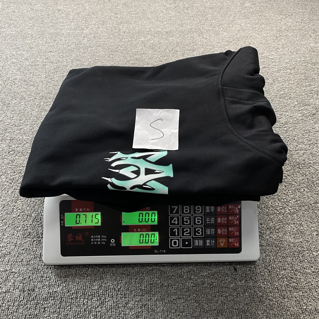 40_160  AMIRI Hoodie