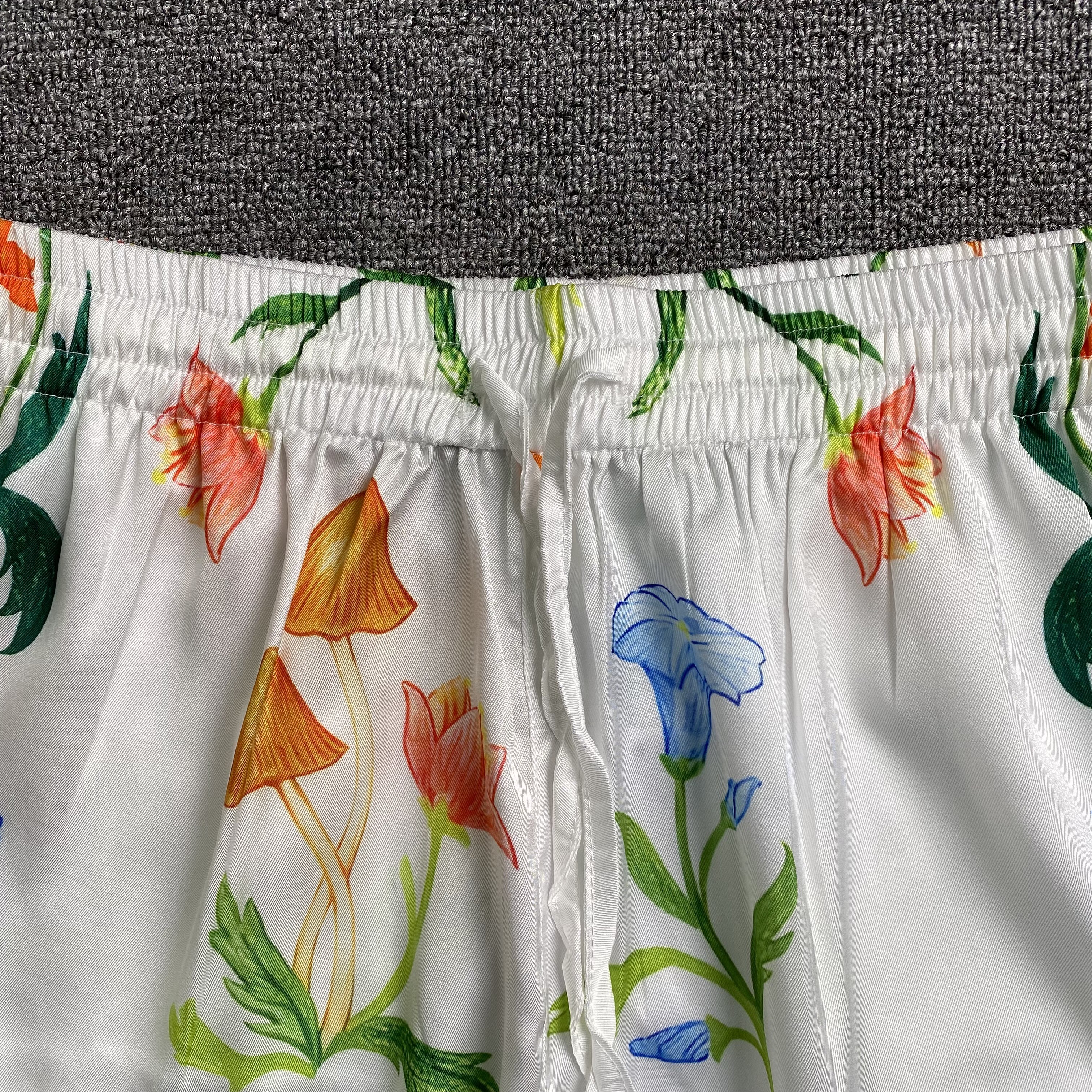 21_190  CASABLANCA Shorts