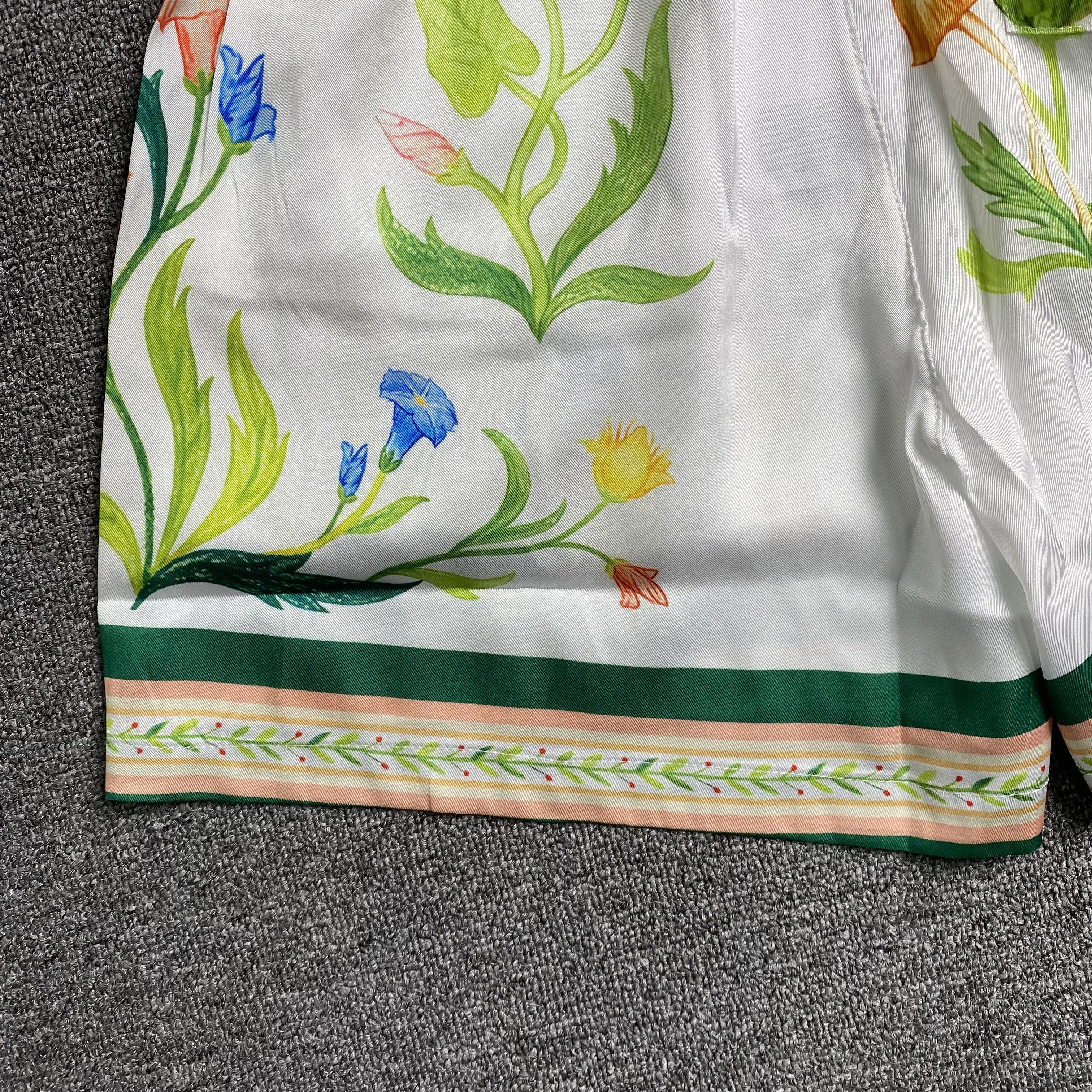 21_190  CASABLANCA Shorts