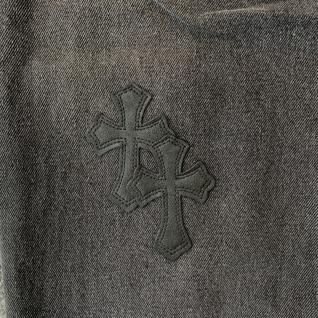 18_208  Chrome Hearts  Pants