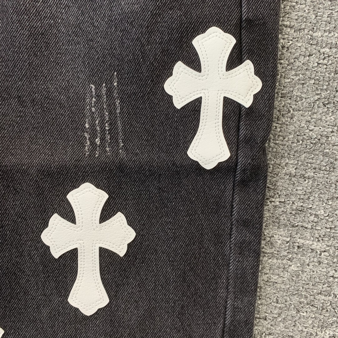 18_208  Chrome Hearts  Pants