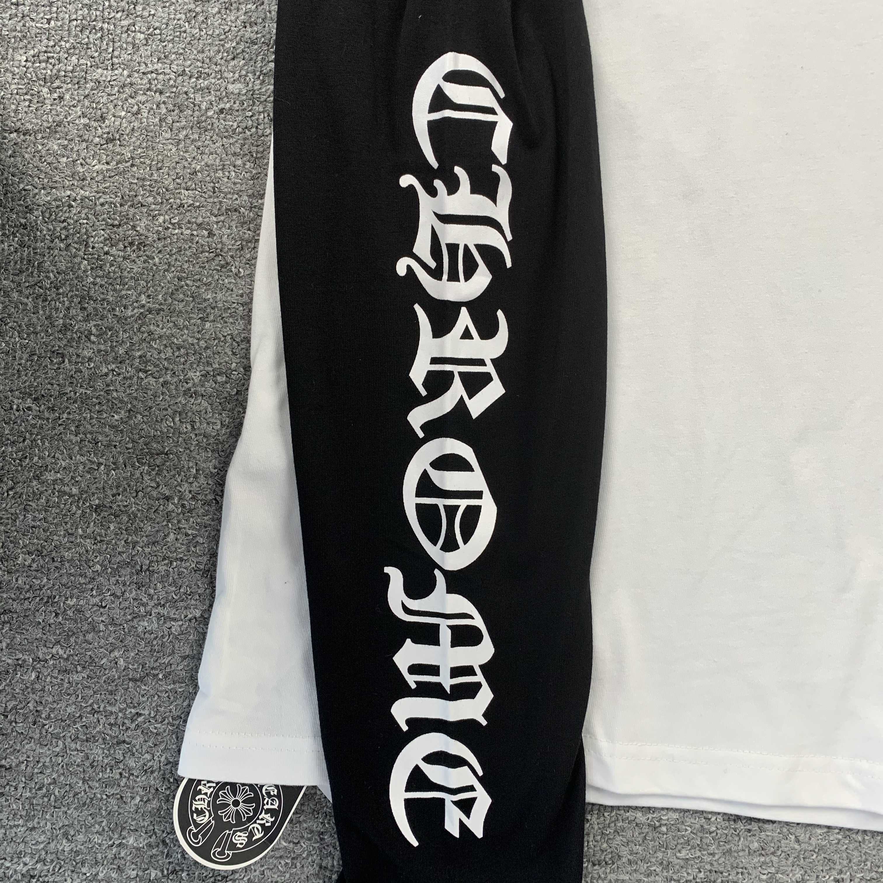 35_135   Chrome Hearts  Long Sleeves