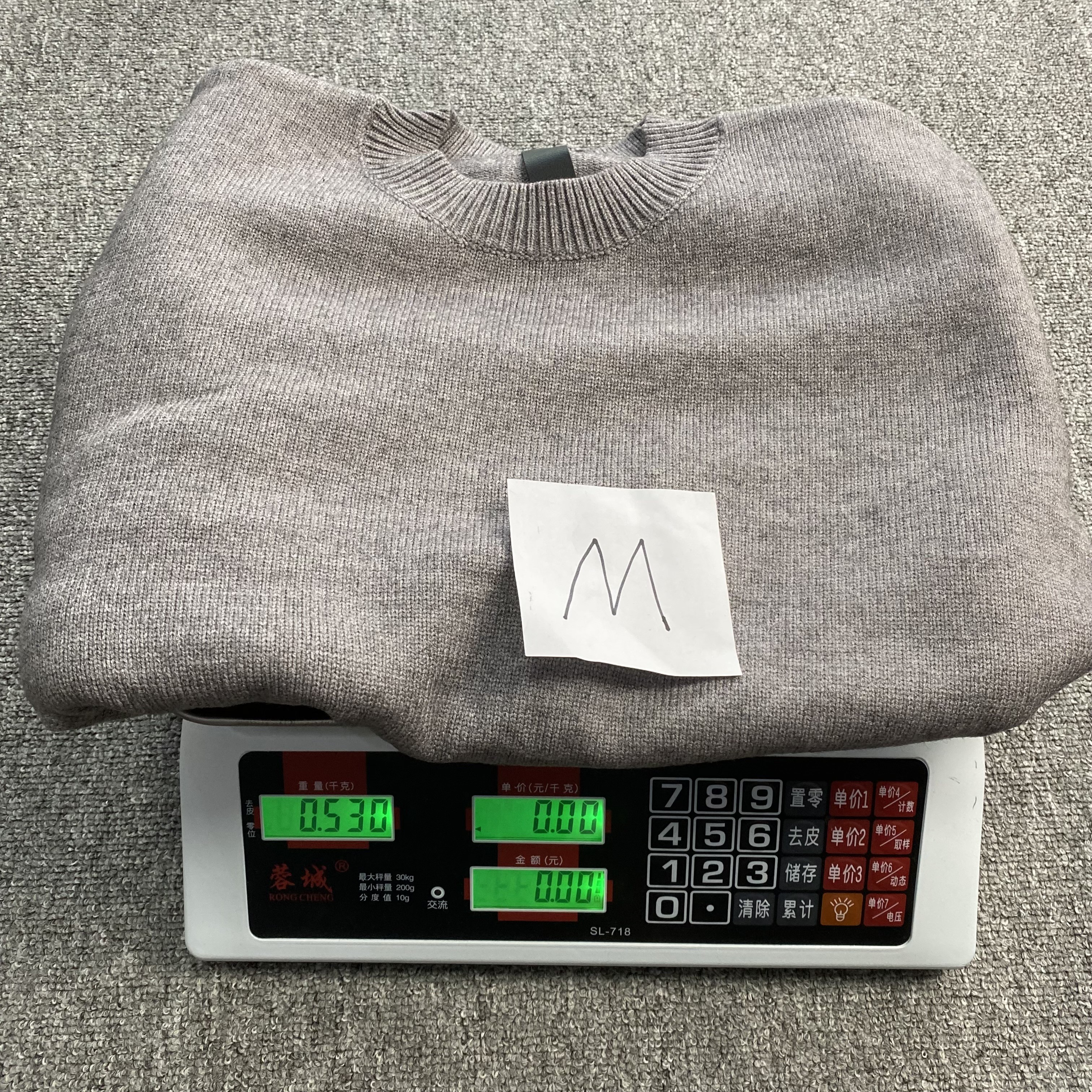 84_165 Chrome Hearts  Sweater