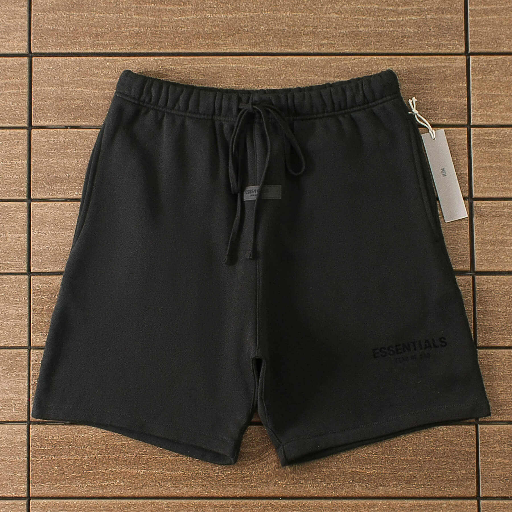 105_118 FEAR OF GOD SHORTS