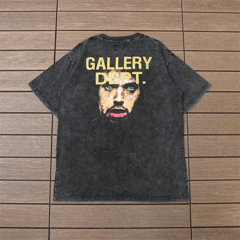 82_83 GALLERY DEPT T-shirt