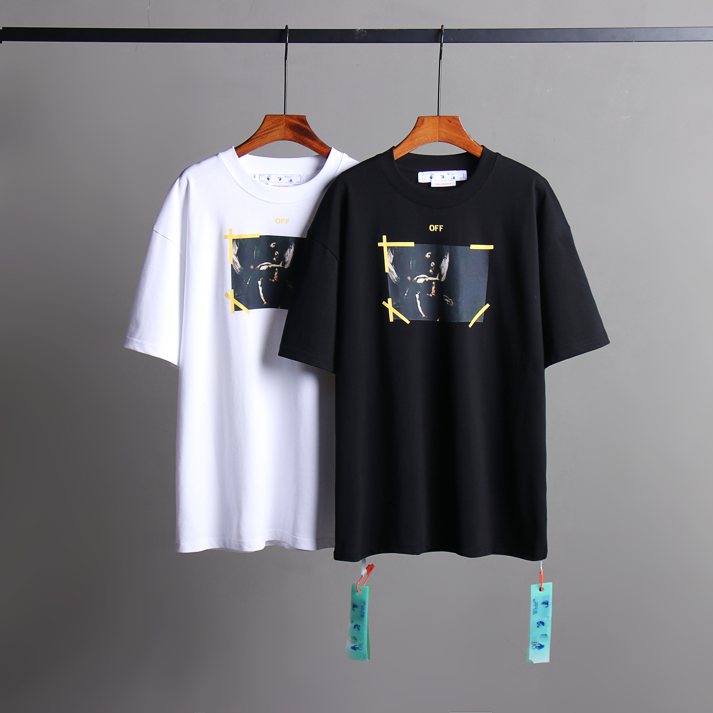 106_2630 Off-White T-shirt