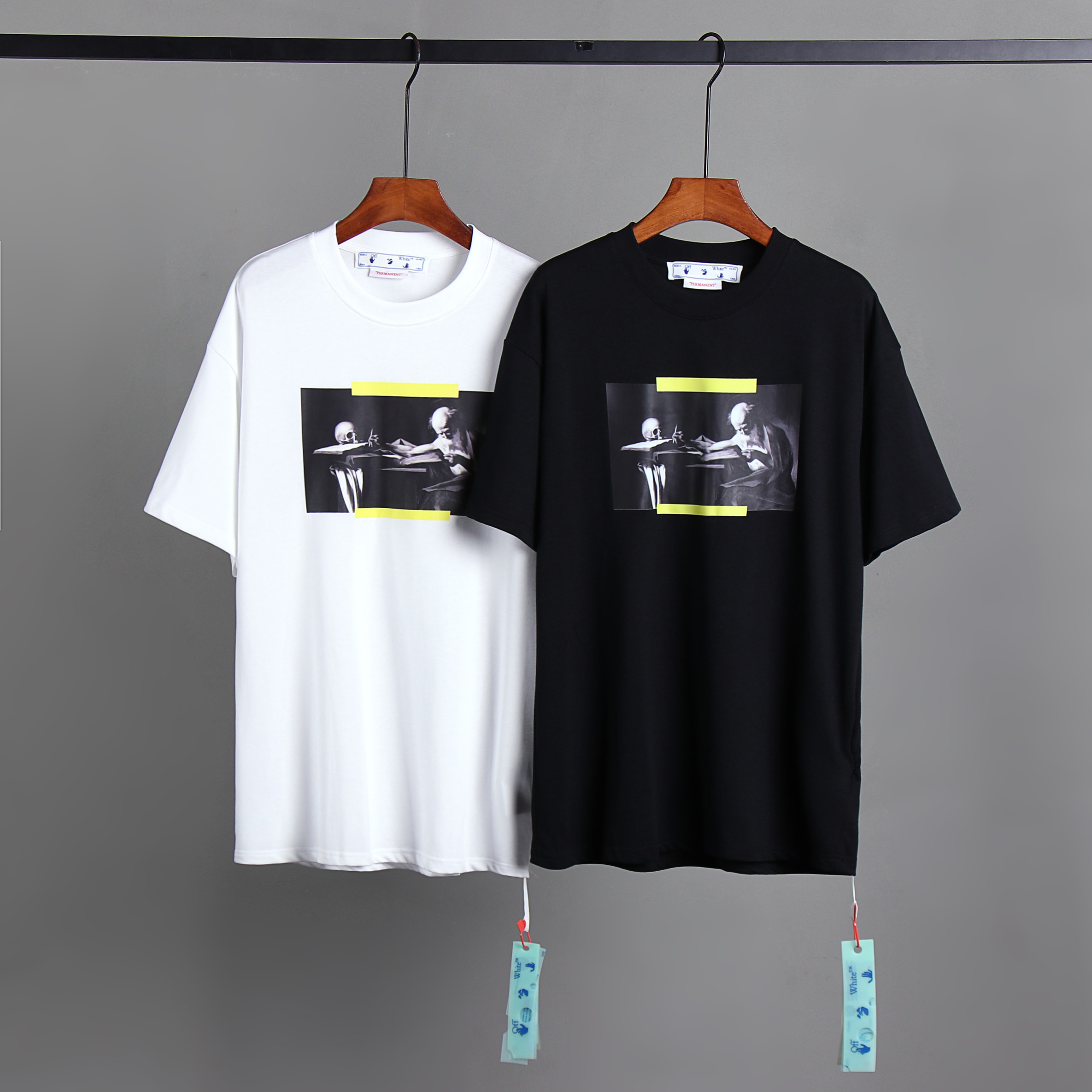103_2055 Off-White T-shirt